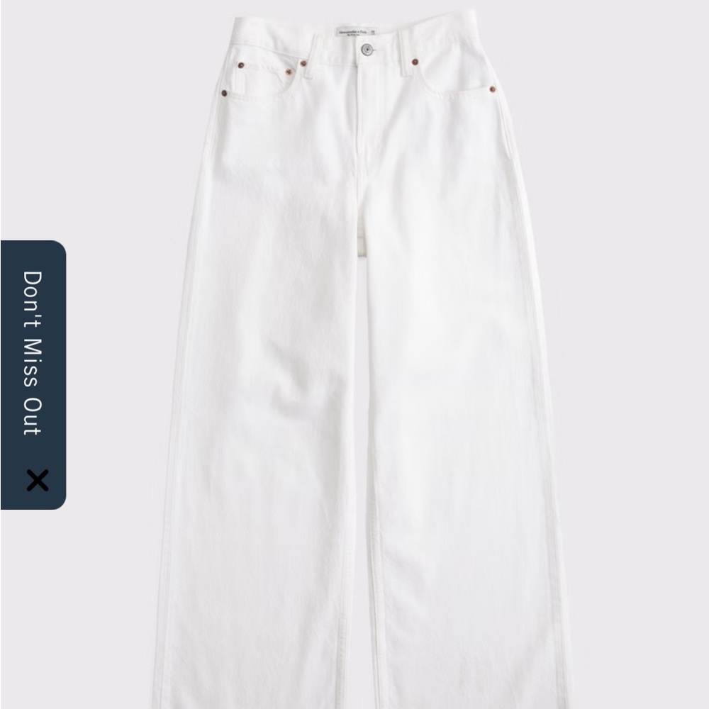 Abercrombie & Fitch Women's Flare White Jeans